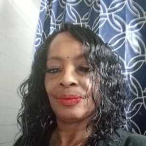 Meet your Posher, Angelina